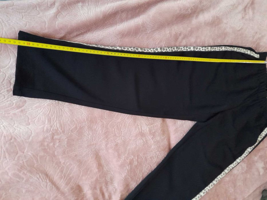 Granatowe spodnie Reserved r. 38