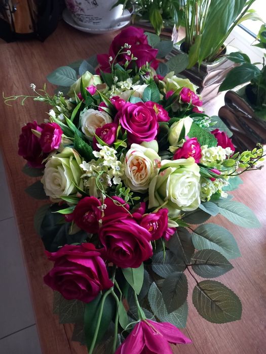 Stroik podłużny na cmentarz