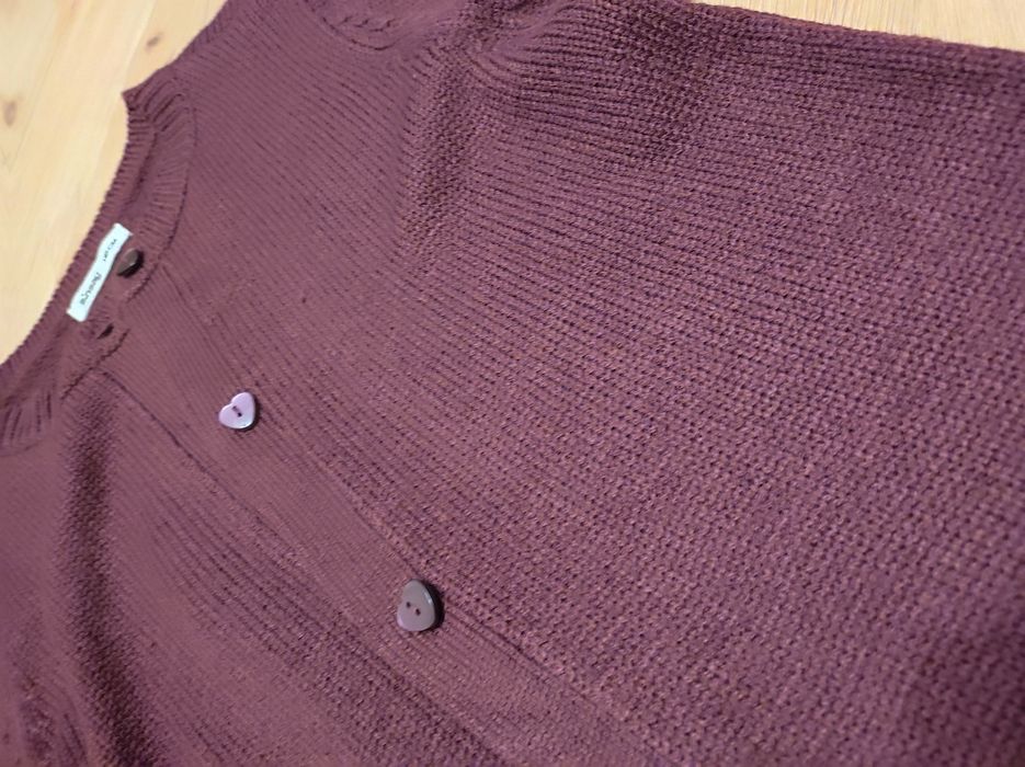 Кардиган для дівчинки новий 140р.