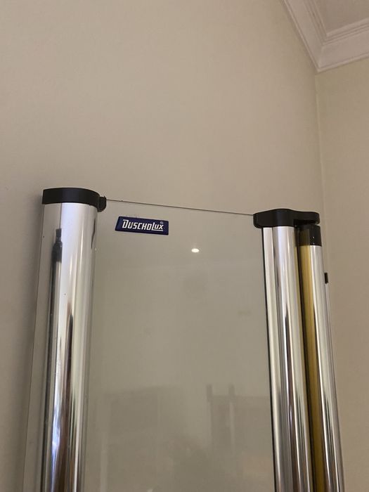 Divisorias Duscholux em bom estado