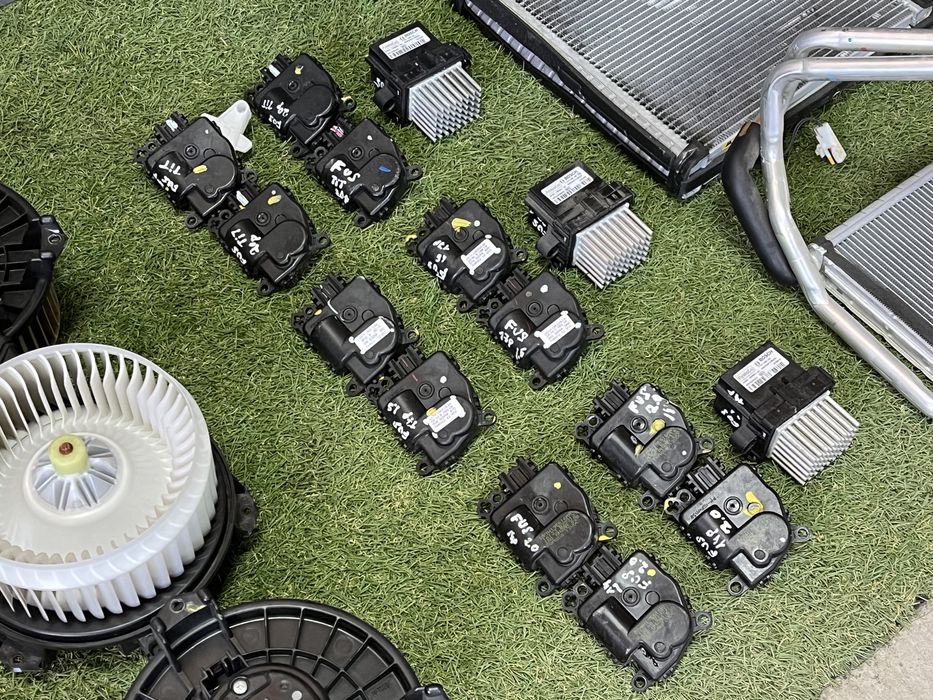 Fusion Edge Nautilus MKZ Заслонки Актуатор Мотор печки Разборка Ford