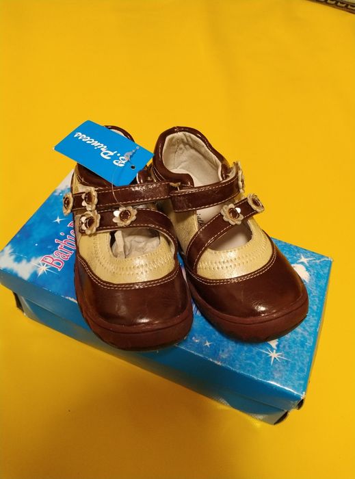 Туфлі нові взуття для садочка для дівчинки