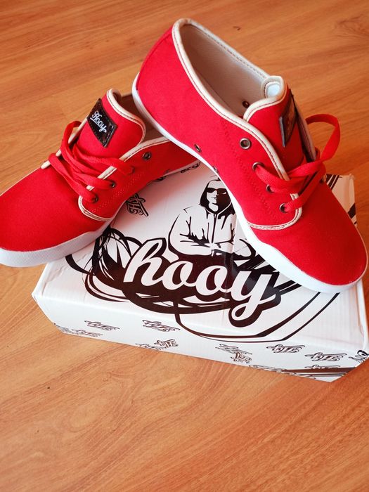 Trampki młodzieżowe Hooy