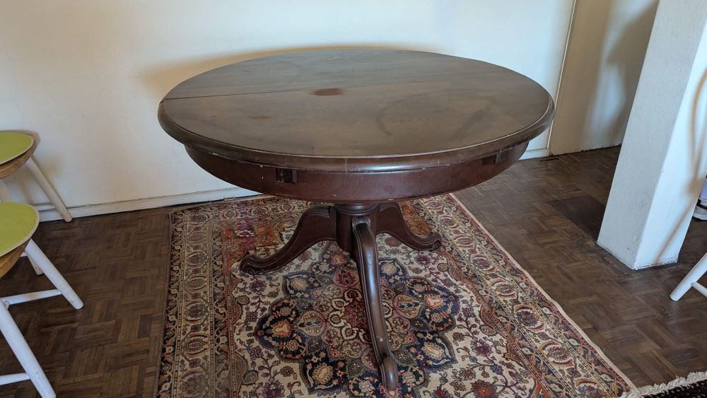 Mesa de madeira maciça sala