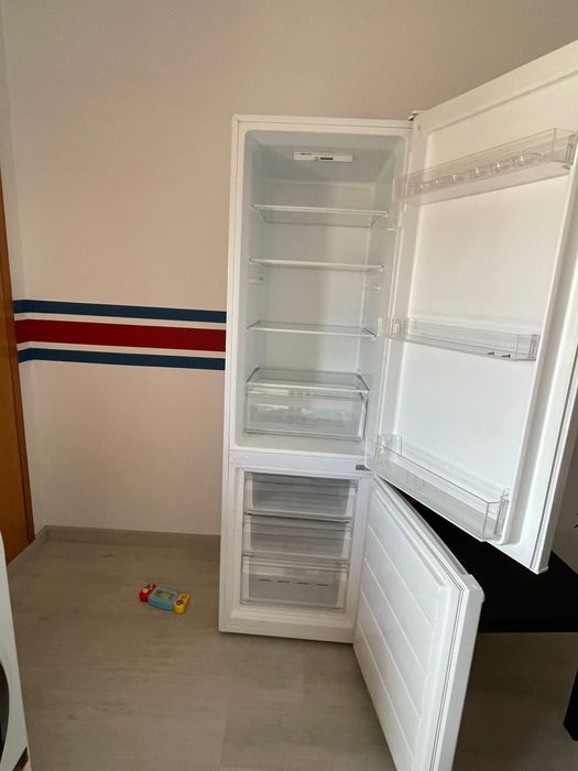 Frigorífico eletronia