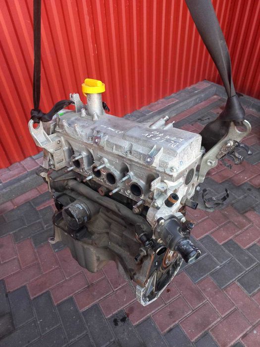 Двигатель Dacia Logan 1.6 8V K7M F 710 пробег 119 тис. км