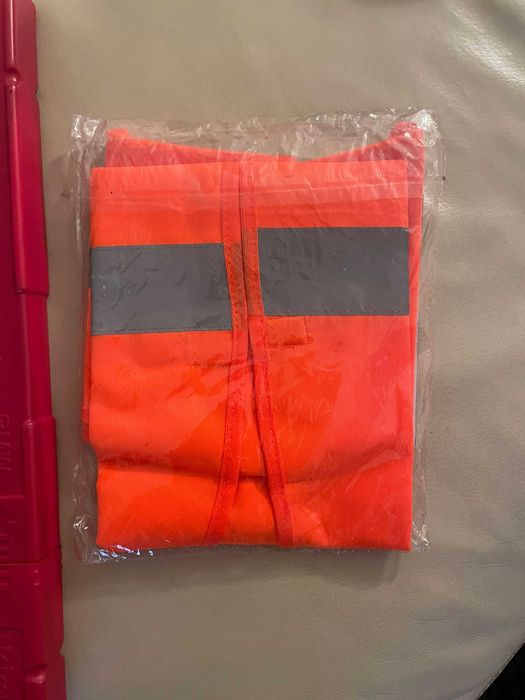 Kit Colete + Triângulo Sinalização Ce PERALINE