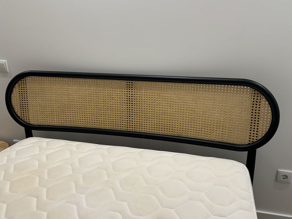 Cama de casal Sklum + colchão