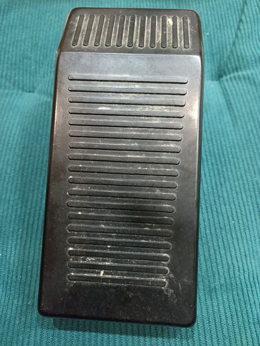 Sprzedam pedał do maszyny