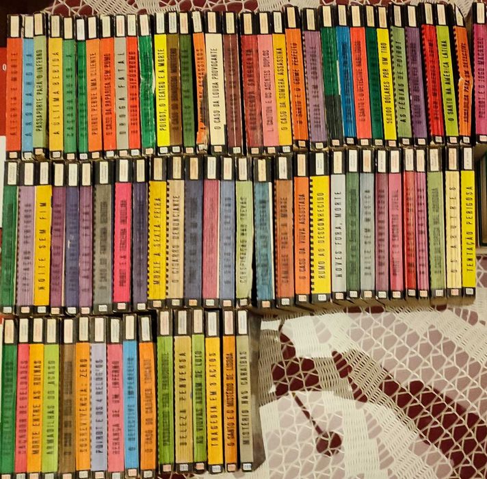 50% coleção vampiro (324 Livros) ideal para quem quer fazer a coleção.