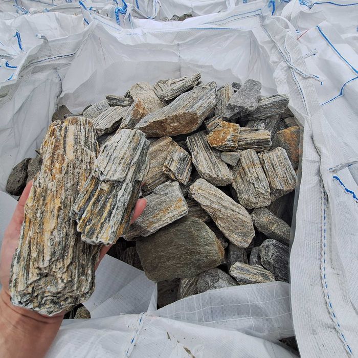 Kora kamienna gnejsowa szaro-brązowa do ogrodu na rabatę TONA dostawa