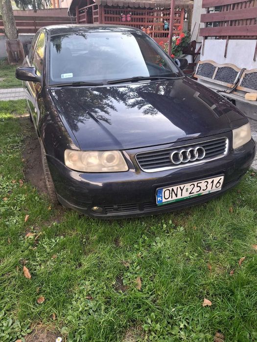 samochód osobowy AUDI A3