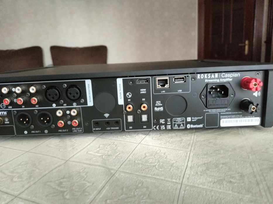 Roksan Caspian 4G стример усилитель