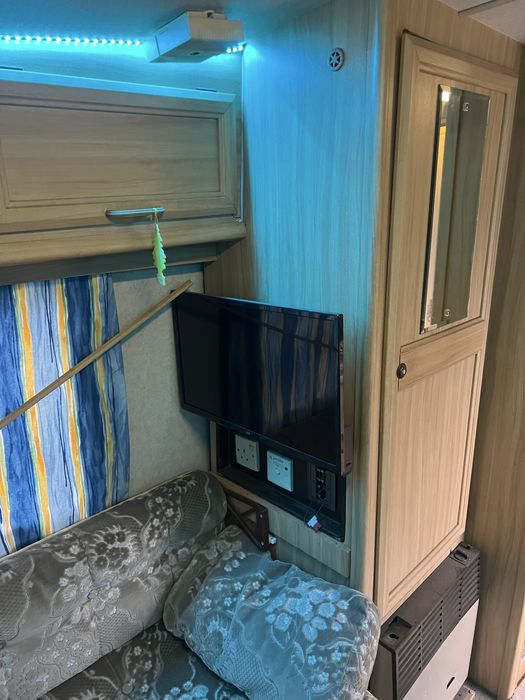 Кемпінг прицеп дача