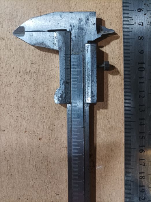 Штангельциркуль  малий та великий