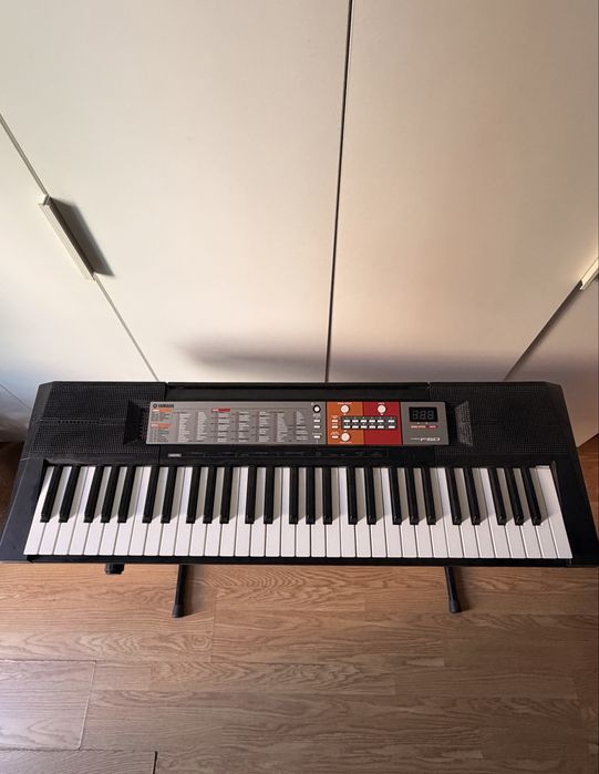 Keyboard Yamaha PSRE223
