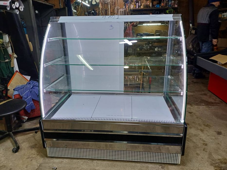 Нова б/у холодильна вітрина CAPRAIA LUX Фредо широка викладка гарантія