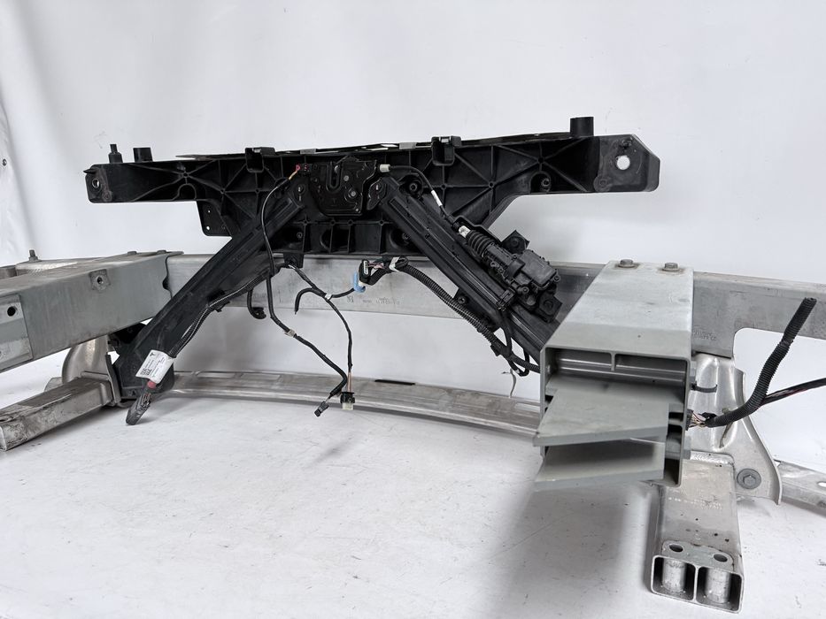 Паредняя панель комплект Tesla Model Y (ТЕХАС)