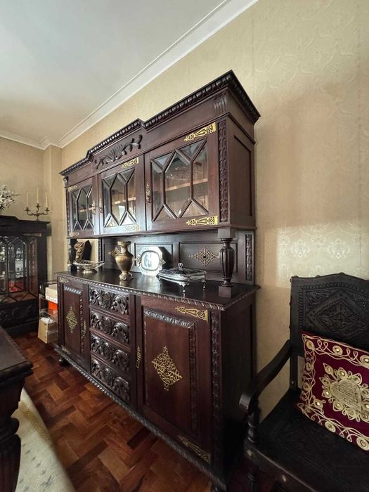 Conjunto de sala completo, estilo holandêsico em mogno