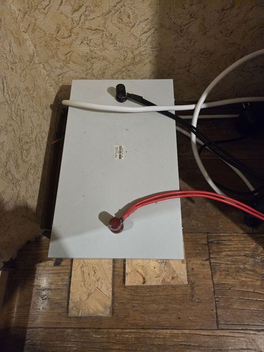 Потужний ІБП + LiFePO4 24V 70Ah  Чиста синусоїда | Резервне живлення будинку
