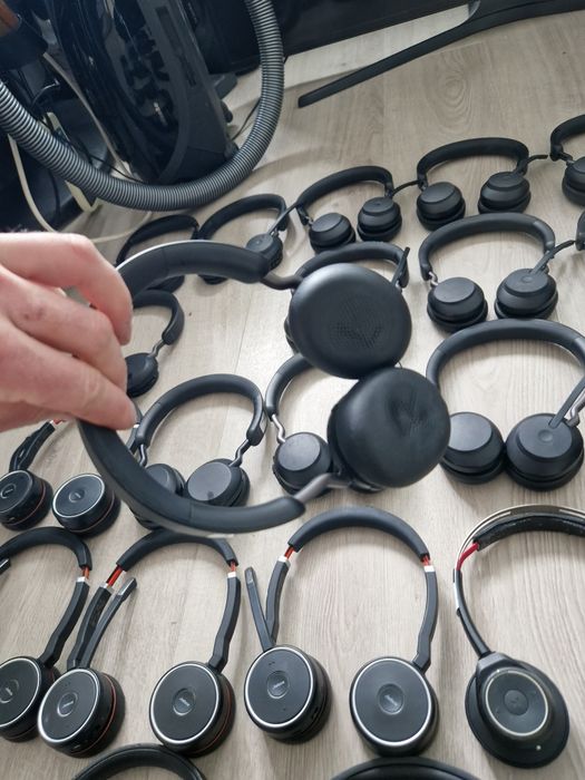 Навушники Jabra elite 45h, evolve 75, evolve2 65, JBL  tune 570bt, plantronics Voyager 4220,