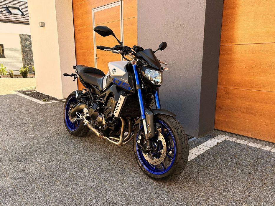 Yamaha