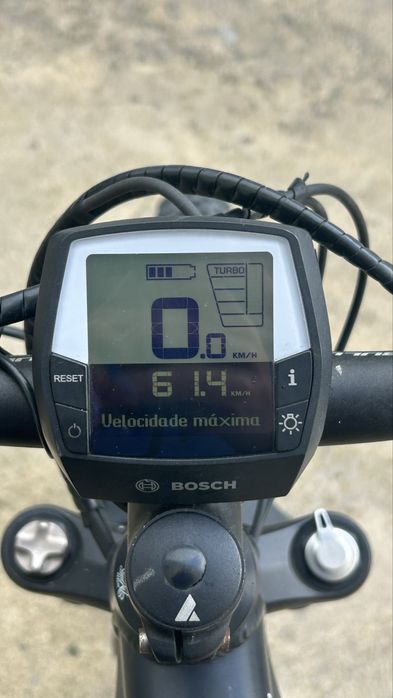 Bicicleta eletrica de MTB com motor bosch.