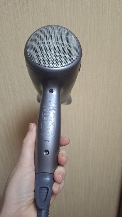 Фен  для волосся Philips
