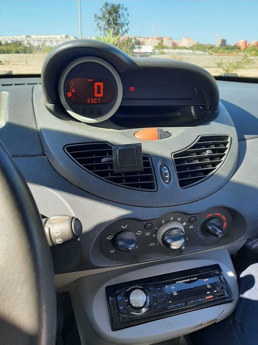 Renault twingo impecavel