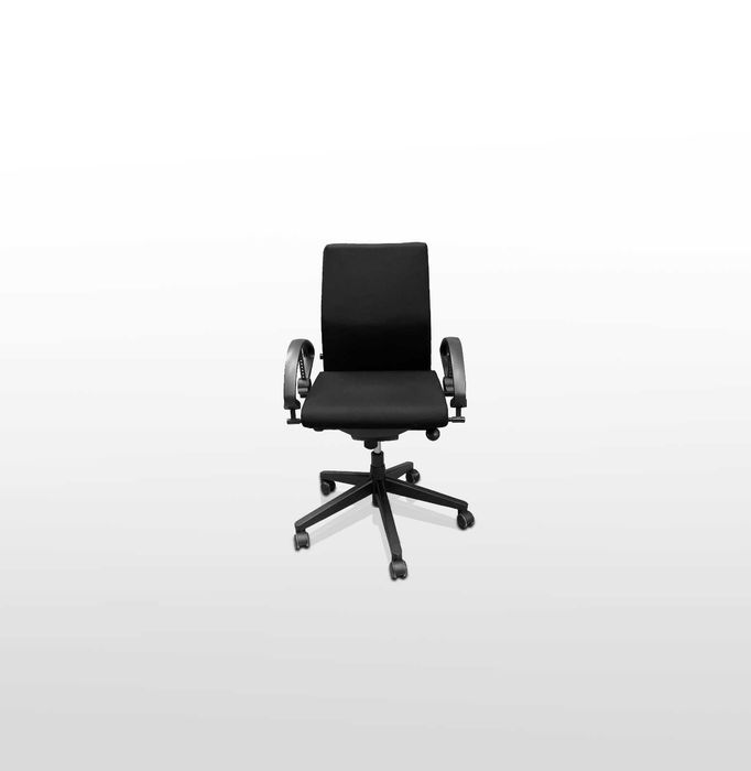 Fotel obrotowy RODER czarny