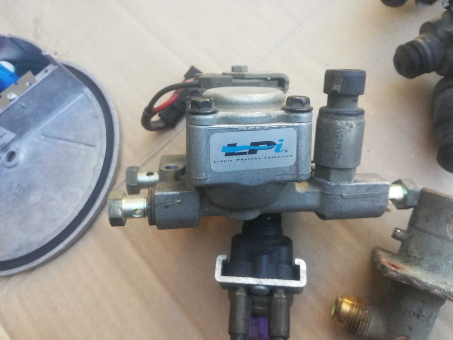 Sprzedam kompletną instalacje gazową Vialle 7