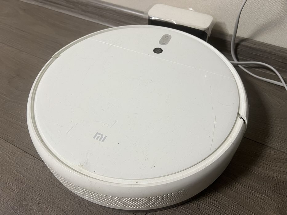 Продам робот пилосос Xiaomi