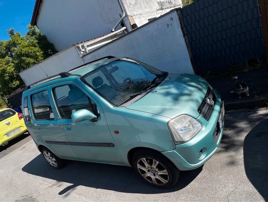 Opel Agila надійний автомобіль
