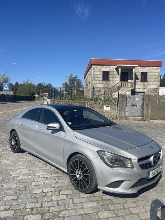 Mercedes CLA 220 CDi - Teto panoramico