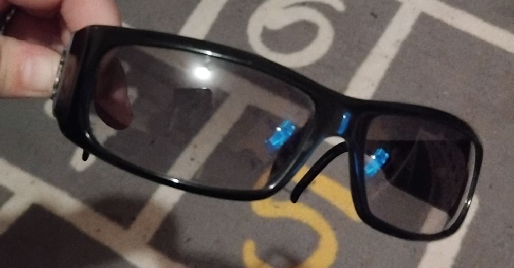 Óculos Yves Saint Laurent