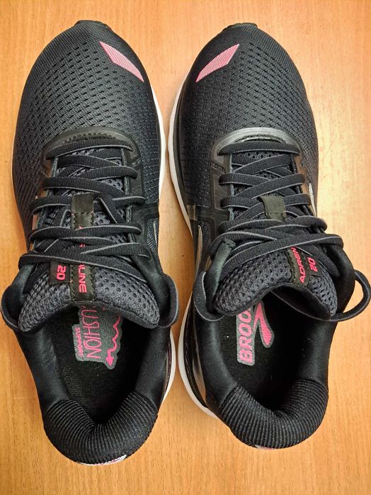Детские Кроссовки Brooks оригинал размер 38.5