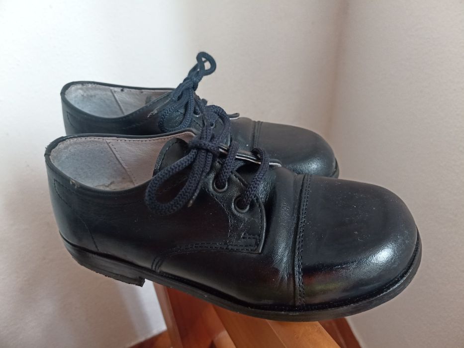 Calçados n° 20-24, 28, 36 e 37