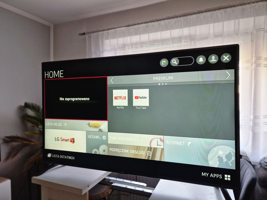 Telewizor LG  55cali  Smart TV WIFI Dvb-T