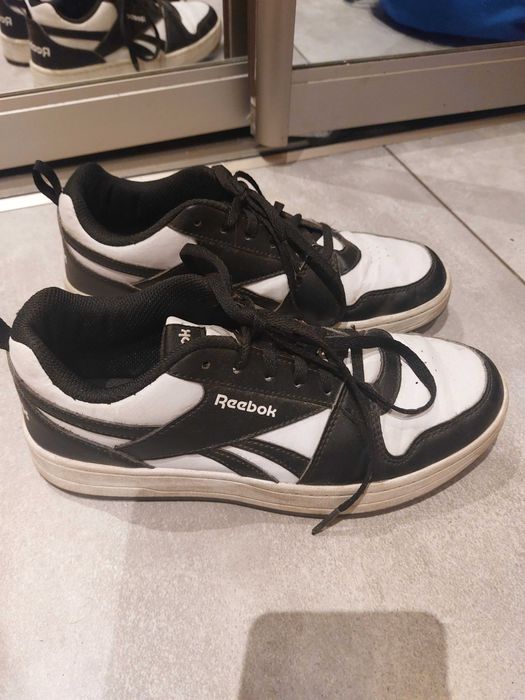 Chłopięce buty Reebook rozmiar 36,5