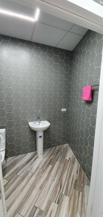 Здам в оренду приміщення в самому центрі селища