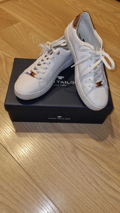 Buty damskie sneakersy Tom Tailor rozm. 41 jak Nowe