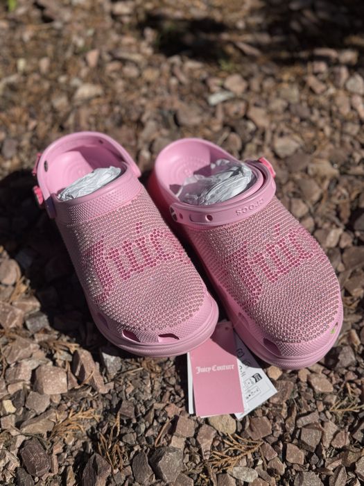 Crocs x Juicy Couture