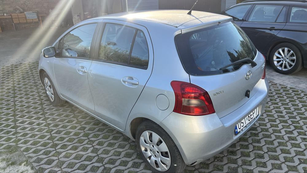 Toyota yaris II a 1.1 klimatyzacja 2009