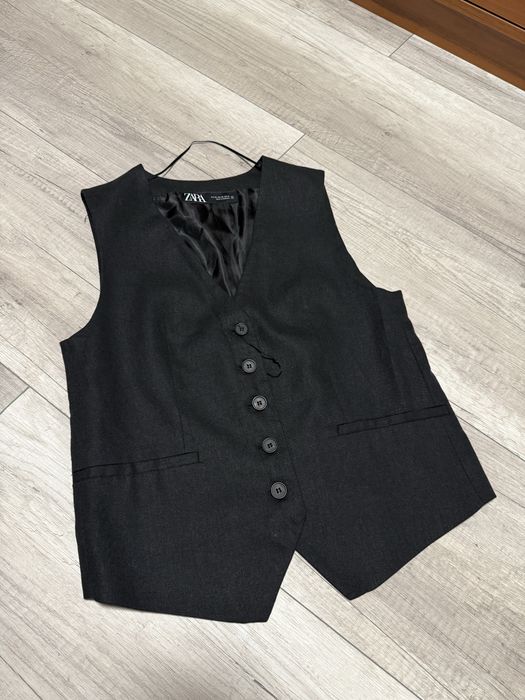 Жилетка бренд ZARA
