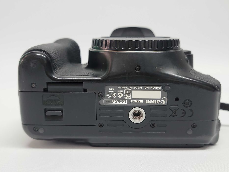 Canon 600D + lente 18-55 IS