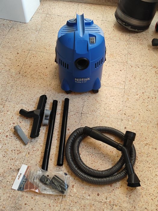 Aspirador Nilfisk Buddy II 12
