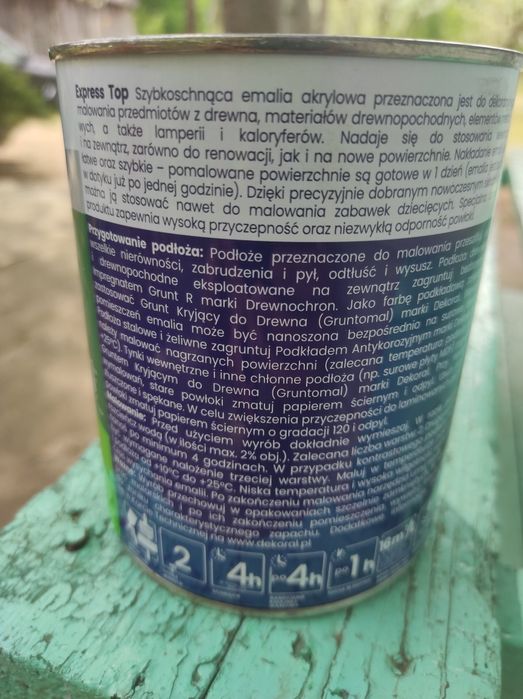 Sprzedam farbe biała