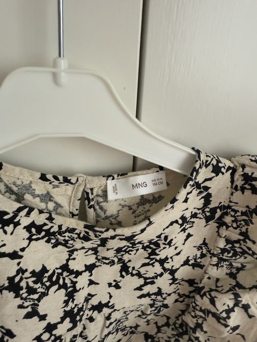 Літній легкий костюм