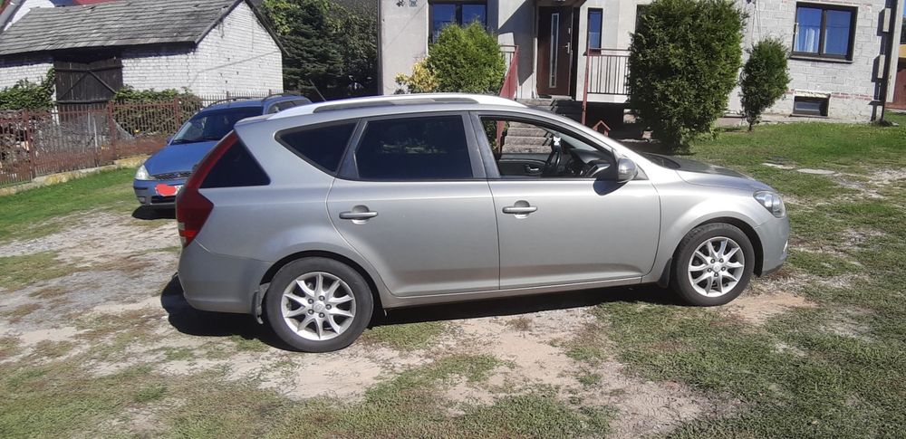 Kia Ceed 1.6 crdi 2010r.