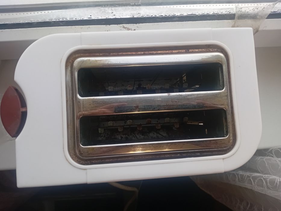 Тостер Scarlett.